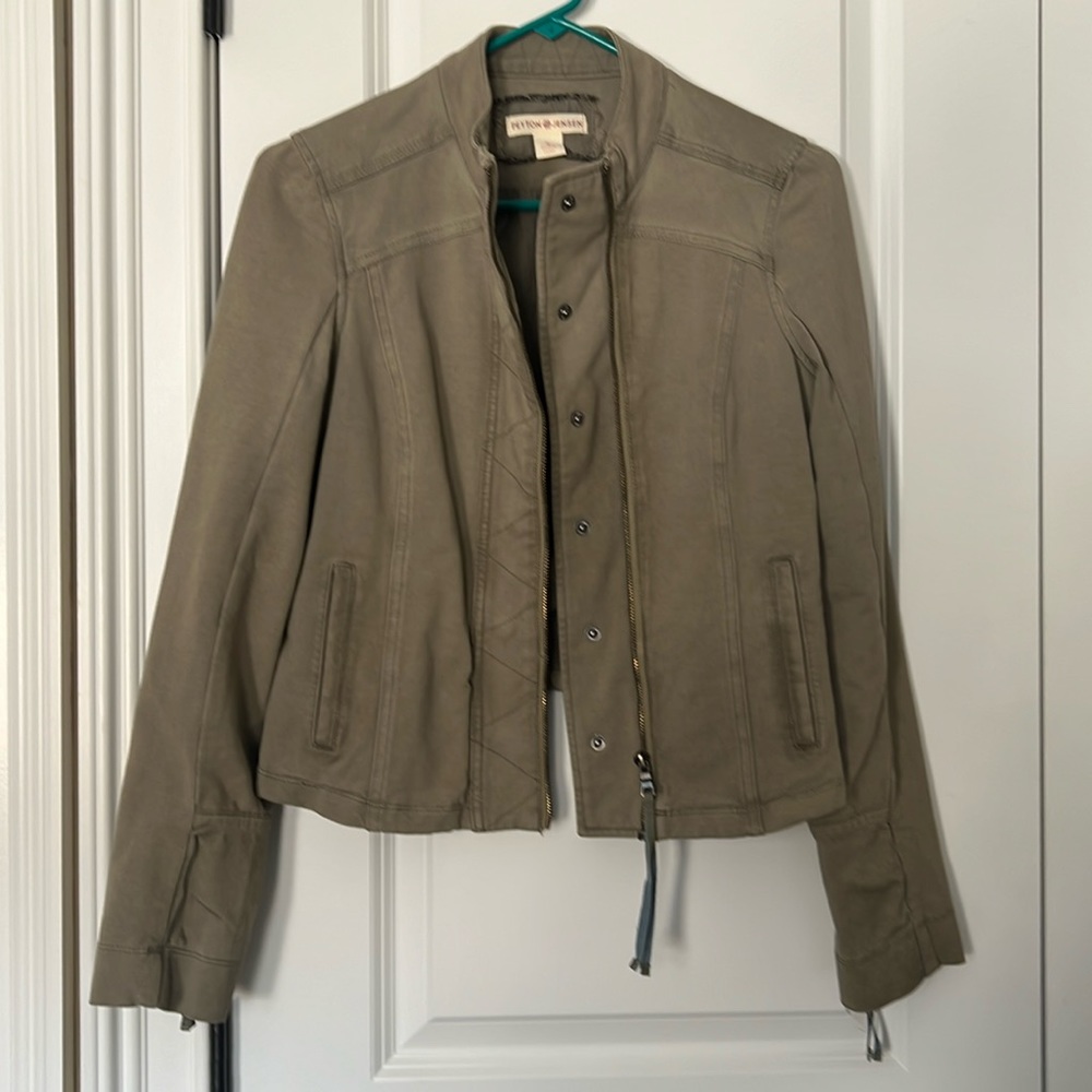 Women’s jacket